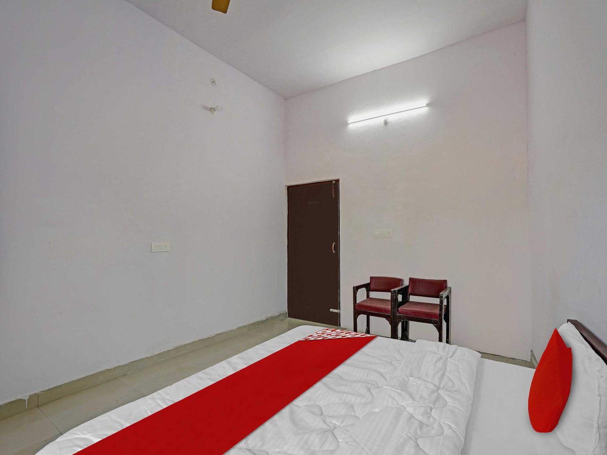 Super Hotel O Easy Stay Inn Лакхнау Экстерьер фото