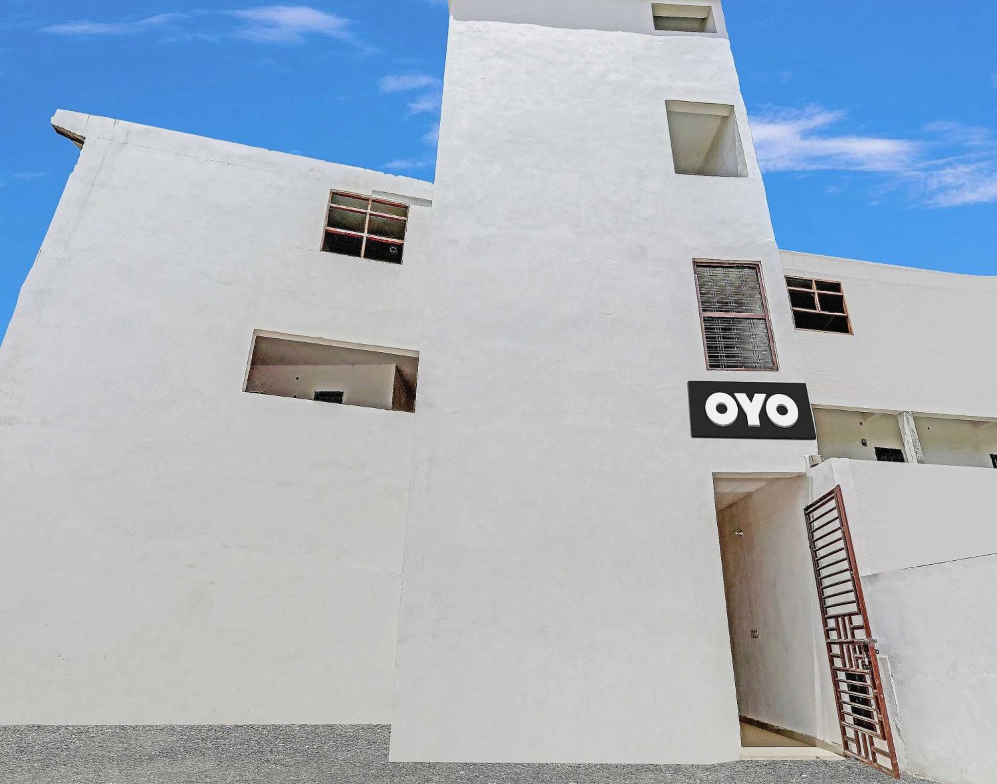 Super Hotel O Easy Stay Inn Лакхнау Экстерьер фото