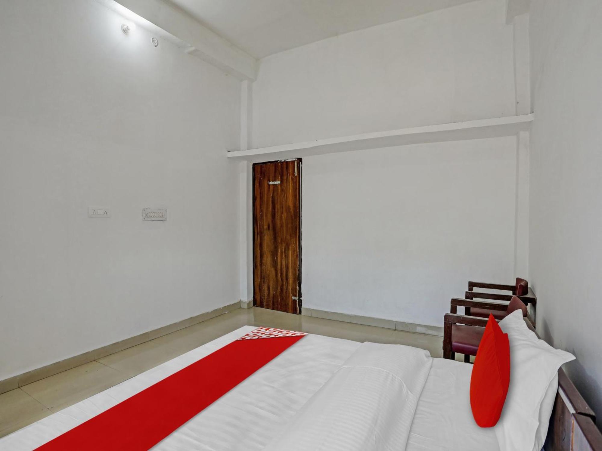 Super Hotel O Easy Stay Inn Лакхнау Экстерьер фото