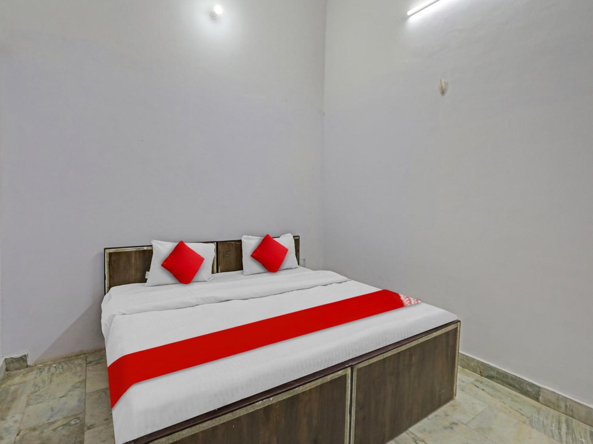 Super Hotel O Easy Stay Inn Лакхнау Экстерьер фото